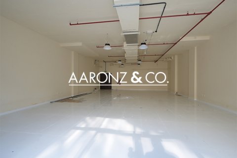 Bureau à louer à Dubai Investment Park, Dubai, EAU 118 m2 № 682590 - photo 5