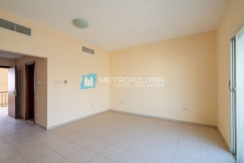 Townhouse in Abu Dhabi, UAE 2 bedrooms, 172 sq.m. № 594456 - photo 14