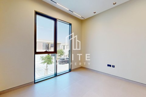 Vilë në Dubai, Emiratet e Bashkuara Arabe 4 dhoma gjumi № 619850 - Foto 10