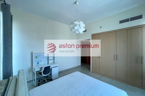 Apartamento en alquiler en Jumeirah Lake Towers, Dubai, EAU 3 dormitorios, 122 m2 № 707506 - foto 10