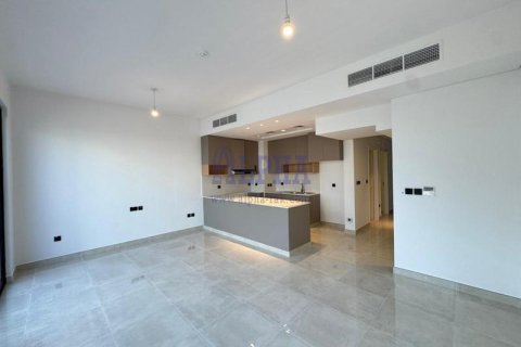 Townhouse til leje i Al Hamra Village, Ras Al Khaimah, UAE 2 soveværelser, 136.9 kvm № 707510 - foto 5