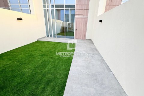 טאונהאוס למכירה ב Dubai Land, Dubai, איחוד האמירויות  1 חדר שינה, 63 מ"ר, מספר 593325 - תמונה 10