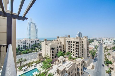 Müüa korter asukohaga Umm Suqeim, Dubai, AÜE: 2 magamistoaga, 124.68 m² Nr 590001 - pilt 1