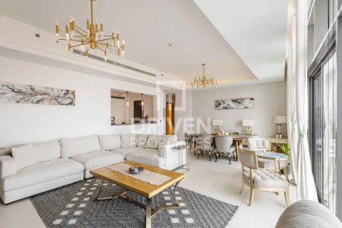 Appartement te koop in Downtown Dubai (Downtown Burj Dubai), Dubai, VAE 2 slaapkamers, 142.14 vr.m., nr 762310 - foto 4