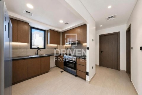 Řadový dům v Damac Lagoons, Dubai, SAE 5 ložnice, 219.62 m² Č.: 762316 - fotografie 15
