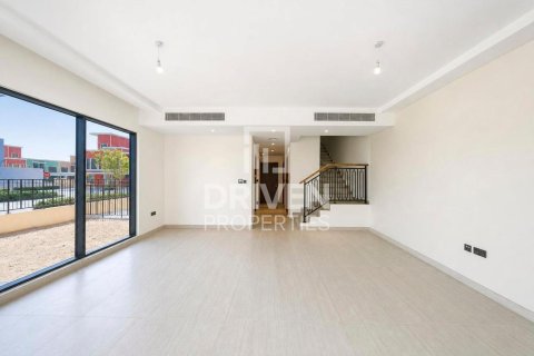 Řadový dům v Damac Lagoons, Dubai, SAE 5 ložnice, 219.62 m² Č.: 762316 - fotografie 2