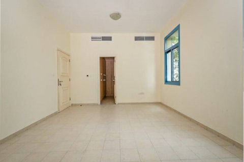 Stadthaus in Falcon City of Wonders, Dubai, VAE: 2 Schlafzimmer, 270 m2 Nr. 717762