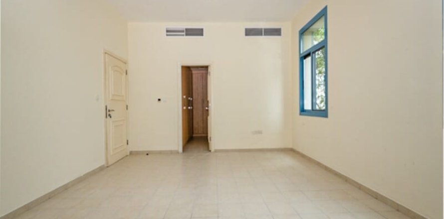 Kaupunkipientalo Falcon City of Wonders, Dubai, Arabiemiraatit 2 makuuhuonetta, 270 m2 № 717762