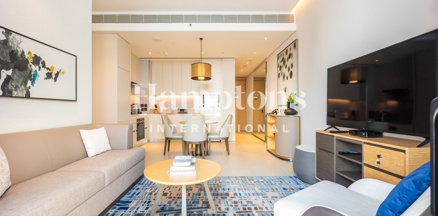 آپارتمان در Jumeirah Beach Residence، Dubai ، امارات متحده عربی 1 خوابه ، 75.1585 متر مربع.  شماره 678082