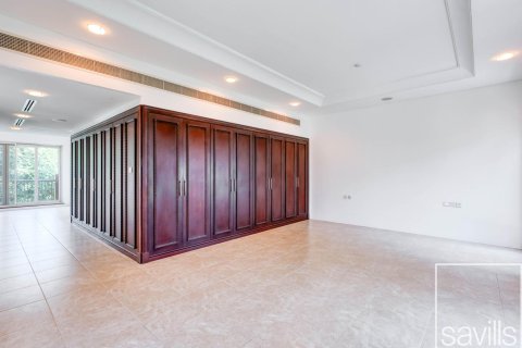 Вилла Dubai Sports City, Дубай, БАӘ-да 4 жатын бөлмелер, 1103.87 м² № 753530 - фото 10