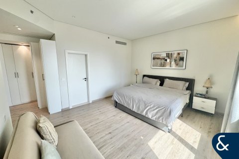 Apartment til salg i Palm Jumeirah, Dubai, UAE 2 soveværelser, 147 kvm № 667450 - foto 4