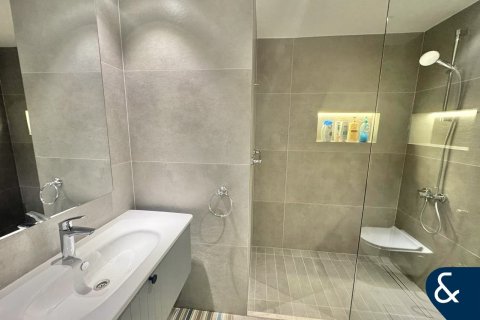 Apartment til salg i Palm Jumeirah, Dubai, UAE 2 soveværelser, 147 kvm № 667450 - foto 10