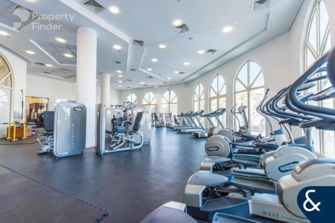 Apartment til salg i Palm Jumeirah, Dubai, UAE 2 soveværelser, 147 kvm № 667450 - foto 17