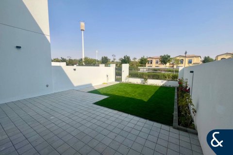 Villa te koop in Dubai Land, Dubai, VAE 3 slaapkamers, 184 vr.m., nr 667453 - foto 8