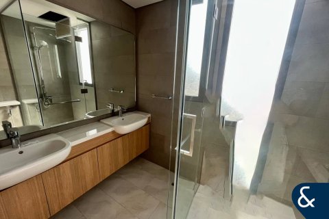 Villa te koop in Dubai Land, Dubai, VAE 3 slaapkamers, 184 vr.m., nr 667453 - foto 7