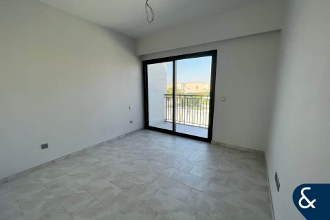 Villa te koop in Dubai Land, Dubai, VAE 3 slaapkamers, 184 vr.m., nr 667453 - foto 4