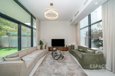 Al Furjan, Dubai, BAE’de kiralık villa 4 yatak odası, 331 m&sup2; No 738221 - fotoğraf 2