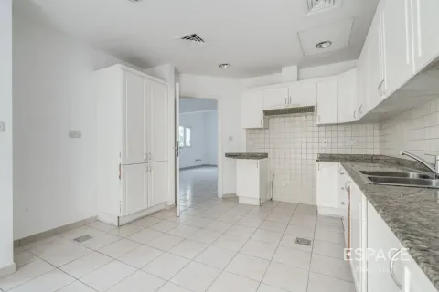 The Lakes, Dubai, BAE’de kiralık villa 3 yatak odası, 315 m&sup2; No 738222 - fotoğraf 5