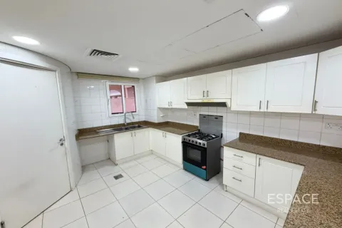 Vila v The Springs, Dubai, SAE 3 ložnice, 283 m² Č.: 738223 - fotografie 10