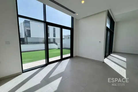 Townhouse de închiriat în Al Furjan, Dubai, EAU 4 dormitoare, 269 mp.  №738225 - poză 4