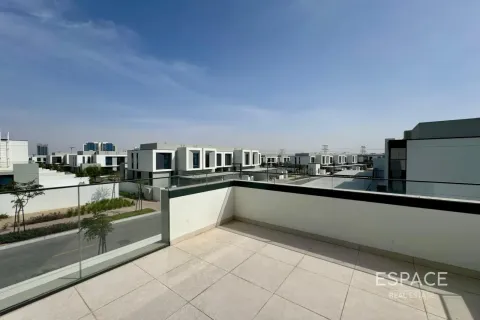 Townhouse de închiriat în Al Furjan, Dubai, EAU 4 dormitoare, 269 mp.  №738225 - poză 3