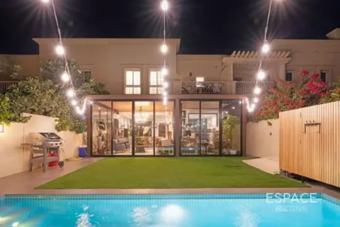 Villa til leje i The Springs, Dubai, UAE 4 soveværelser, 228 kvm № 738224 - foto 2