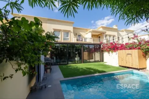 Villa til leje i The Springs, Dubai, UAE 4 soveværelser, 228 kvm № 738224 - foto 1