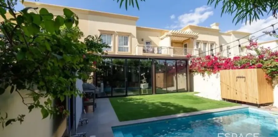 Villa i The Springs, Dubai, UAE 4 soveværelser, 228 kvm № 738224
