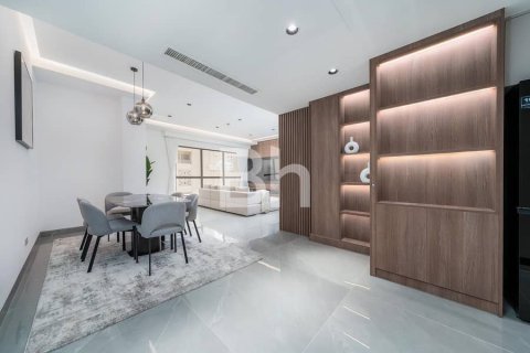 Купить квартиру в Джумейра Бич Резиденс, Дубай, ОАЭ 2 спальни, 119м2, № 616897 - фото 1
