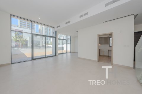 Shtëpi në qytet në Al Furjan, Dubai, Emiratet e Bashkuara Arabe 4 dhoma gjumi, 238 m2. № 586582 - Foto 2