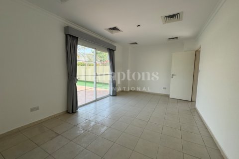 Vila di Meadows, Dubai, UEA 4 kamar tidur, 595.51008806 m2 nomor 583425 - foto 5