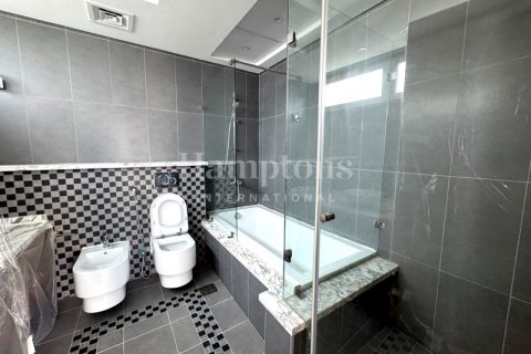 Villa in Jumeirah Park, Dubai, UAE 4 bedrooms, 538.85969672 sq.m. № 583423 - photo 10