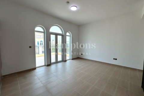 Villa in Jumeirah Park, Dubai, UAE 4 bedrooms, 538.85969672 sq.m. № 583423 - photo 6