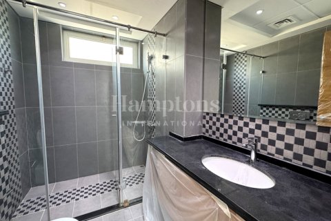 Villa in Jumeirah Park, Dubai, UAE 4 bedrooms, 538.85969672 sq.m. № 583423 - photo 8