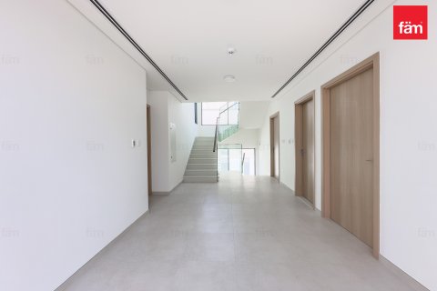 Villa à louer à Dubai, EAU 4 chambres, 569.1 m2 № 692902 - photo 7