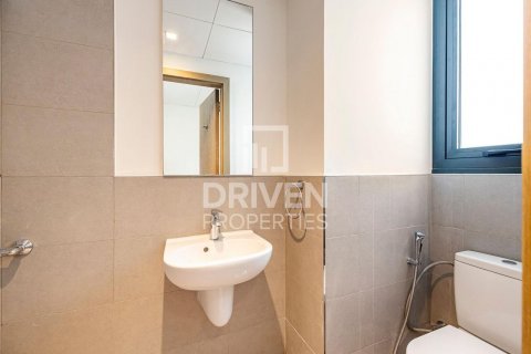 Villa te huur in Al Furjan, Dubai, VAE 4 slaapkamers, 570 vr.m., nr 603105 - foto 25