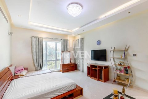 Vila v The Villa, Dubai, SAE 6 ložnice, 1163 m² Č.: 603101 - fotografie 30