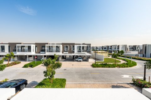 Villa til leje i Dubai South (Dubai World Central), Dubai, UAE 3 soveværelser, 141.59996551 kvm № 754626 - foto 7