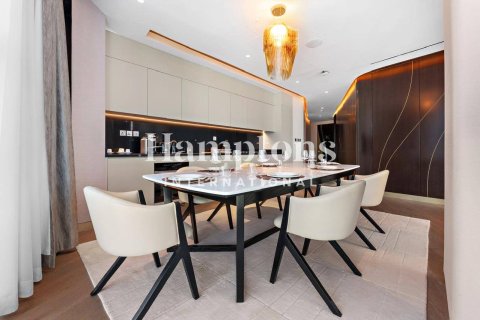 Apartament de închiriat în Business Bay, Dubai, EAU 2 dormitoare, 157.93510000 mp. №754603 - poză 8