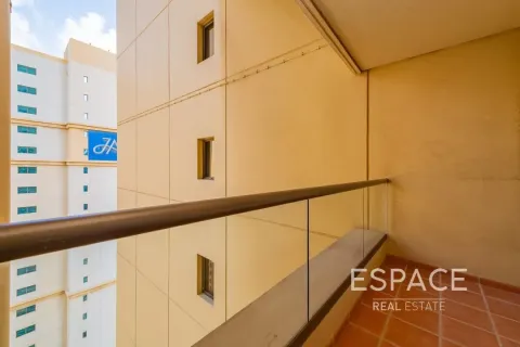 Jumeirah Beach Residence, Dubai, UAE의 임대용 아파트 침실 1개, 111제곱미터 번호 650282 - 사진 15
