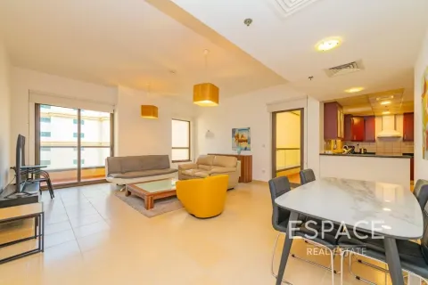 Jumeirah Beach Residence, Dubai, UAE의 임대용 아파트 침실 1개, 111제곱미터 번호 650282 - 사진 6