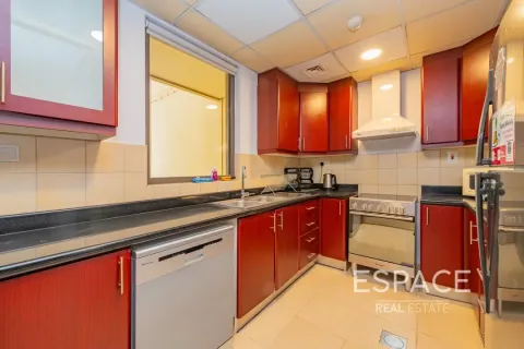 Jumeirah Beach Residence, Dubai, UAE의 임대용 아파트 침실 1개, 111제곱미터 번호 650282 - 사진 9