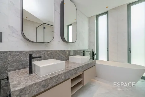 Vilă de închiriat în Tilal Al Ghaf, Dubai, EAU 5 dormitoare, 527 mp.  №650195 - poză 15