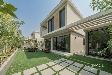 Vilă de închiriat în Tilal Al Ghaf, Dubai, EAU 5 dormitoare, 527 mp.  №650195 - poză 1