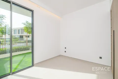 Vilă de închiriat în Tilal Al Ghaf, Dubai, EAU 5 dormitoare, 527 mp.  №650195 - poză 7