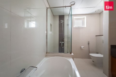 Villa zur Miete in Dubai, VAE 4 Schlafzimmer, 470.8 m2 Nr. 701397 - Foto 9