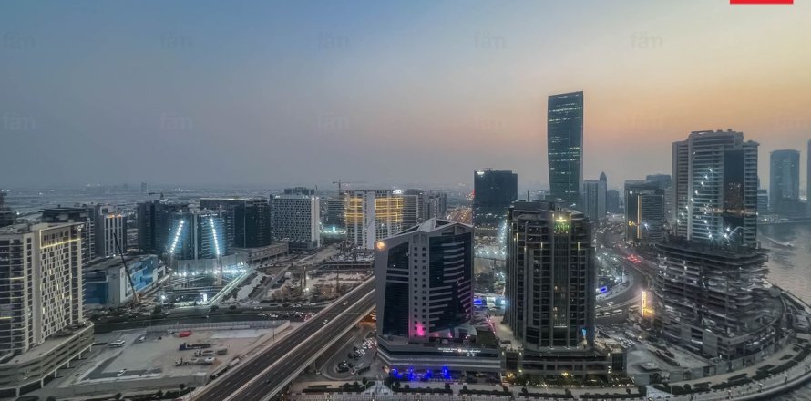 Huoneisto Business Bay, Dubai, Arabiemiraatit 1 makuuhuone, 91.2 m2 № 646781