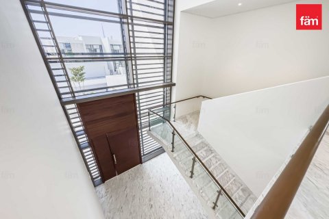 Vila v Dubai, SAE 5 ložnice, 846.7 m² Č.: 621415 - fotografie 12