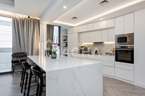Appartamento a Dubai Marina, Dubai, EAU 3 camere da letto, 193 mq. № 706777