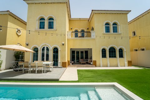 Vila v Jumeirah Islands, Dubai, SAE 3 ložnice, 512 m² Č.: 734110 - fotografie 2